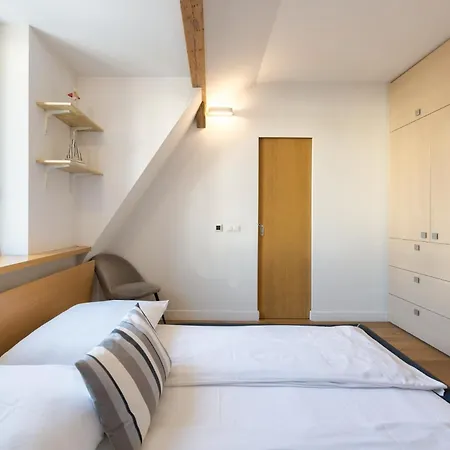Dr - Loft 1 *