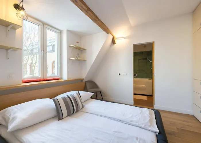 Апартаменти Dr - Loft 1 *